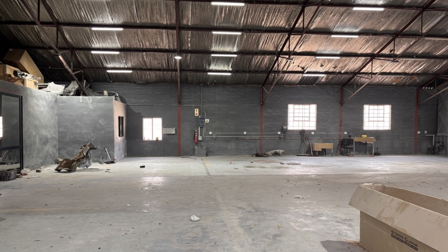 To Let Commercial Property for Rent in Oos Einde Free State